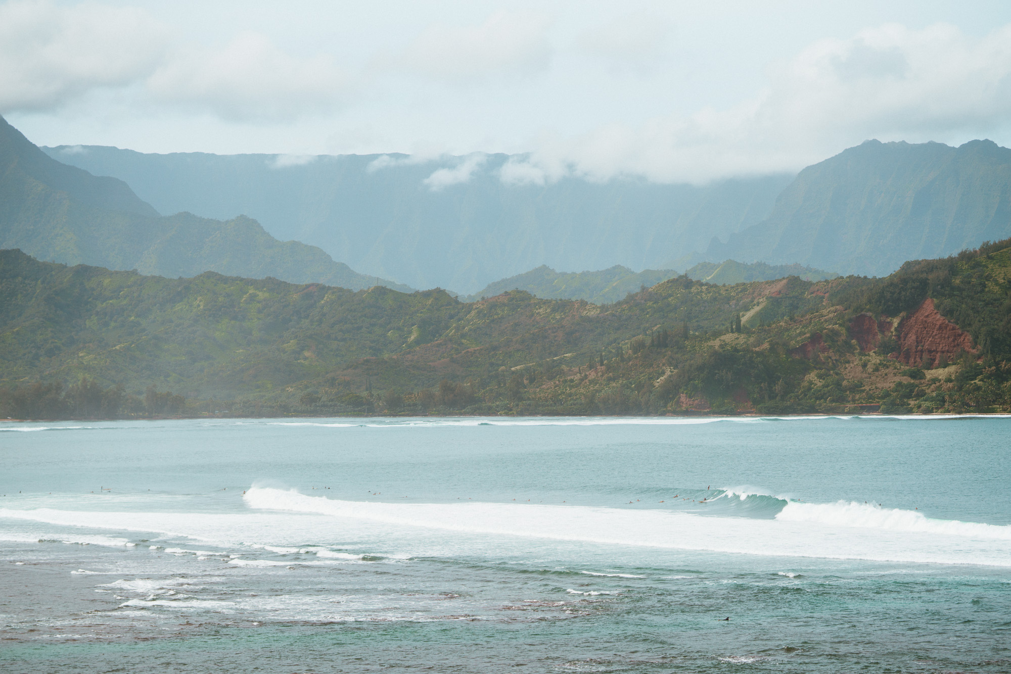 Hanalei Bay Beach in Kauai via @finduslost