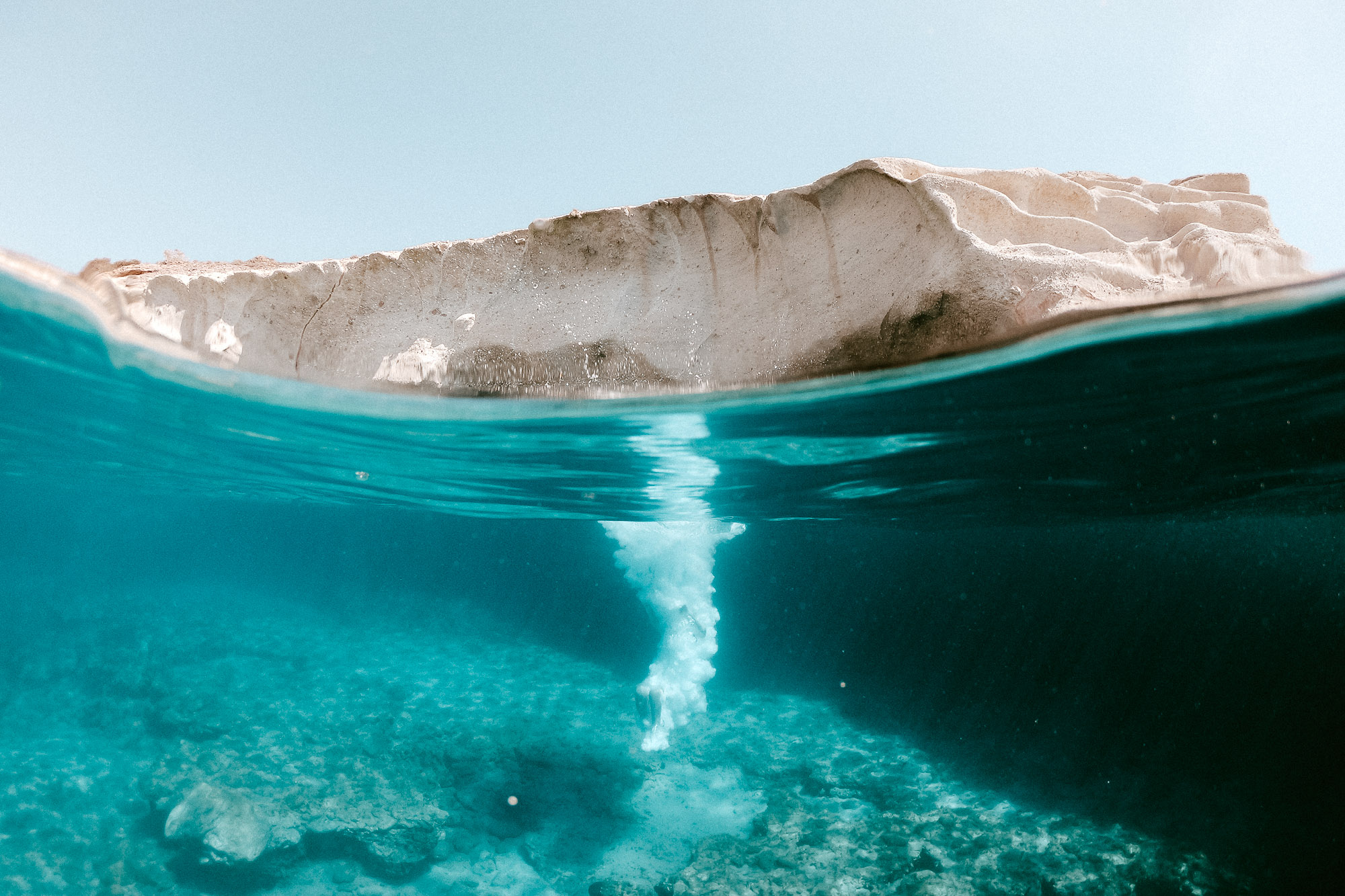 Cliff jumping spot in antiparos via @finduslost